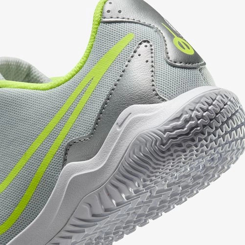 Футзалки Nike JR LEGEND 10 ACADEMY IC DV4350-001