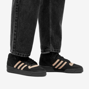 Кросівки Adidas Rivalry Mid 001 Shoes IE3075 IE3075