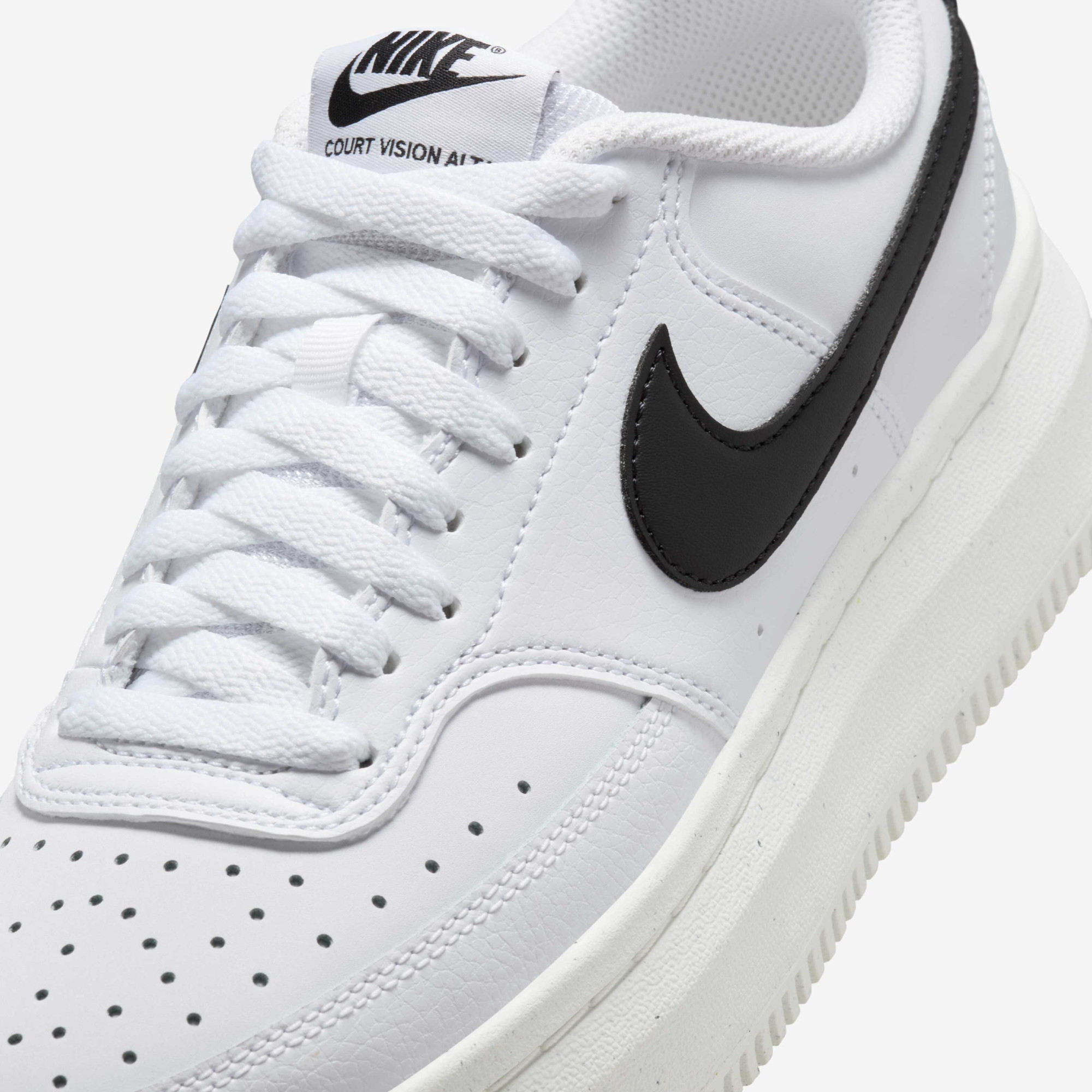 Кросівки Nike W COURT VISION ALTA DZ5394-107