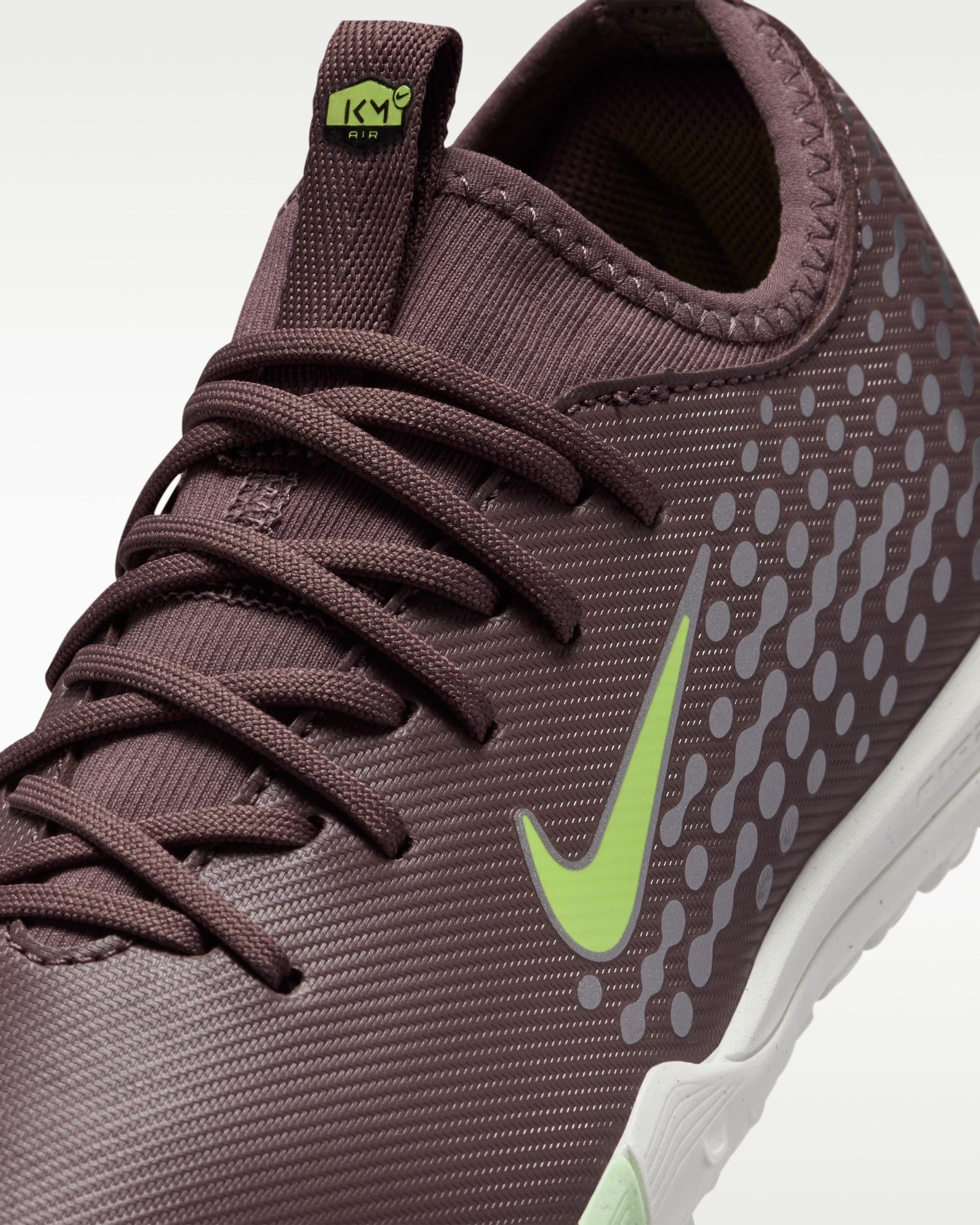 Сороконіжки Nike JR ZOOM VAPOR 16 ACADEMY KM TF FQ8285-200