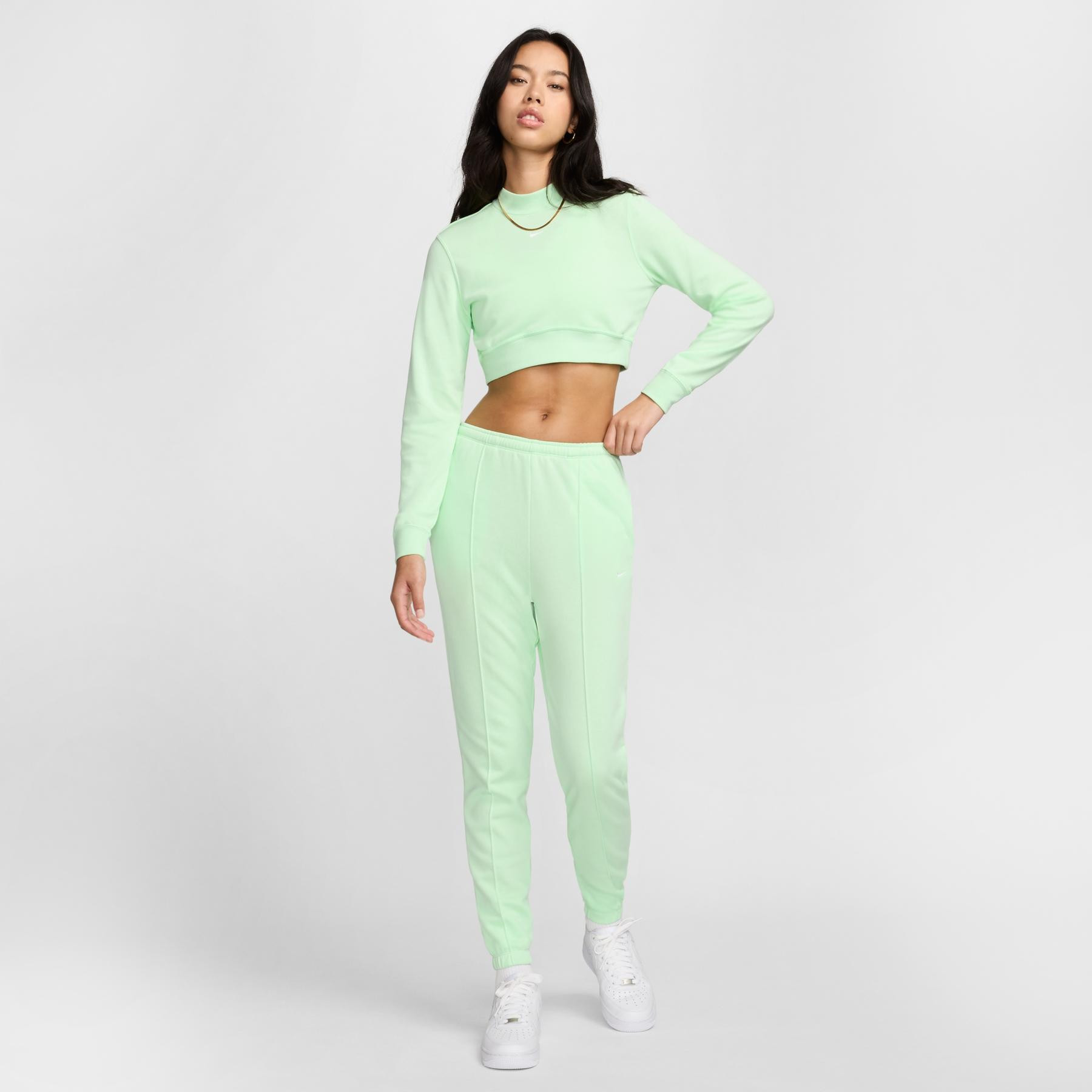 Світшот жіночий Nike Chll Ft Crp Crew Green FN2476-376
