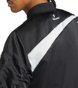 Бомбер Nike Swooth (двосторонній) DD6065-010