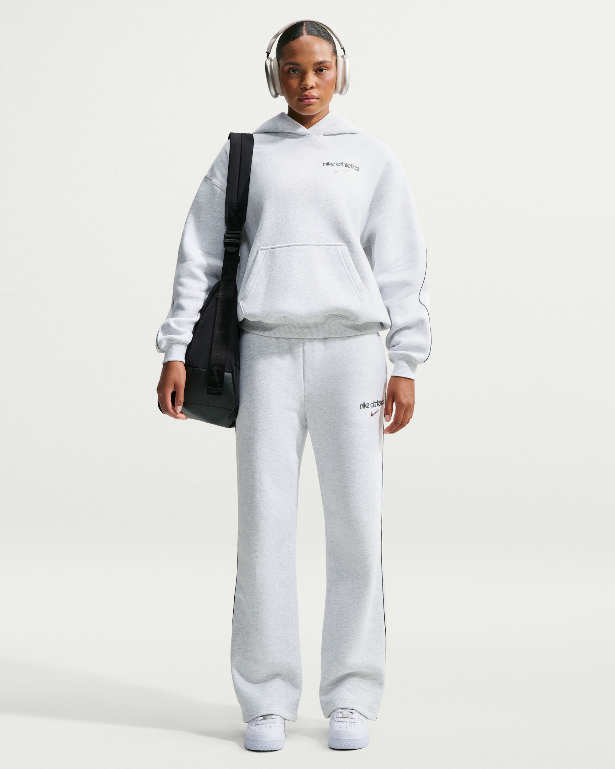 Толстовка Nike W STDO FLC OS PO HDY GLS IU3725-051