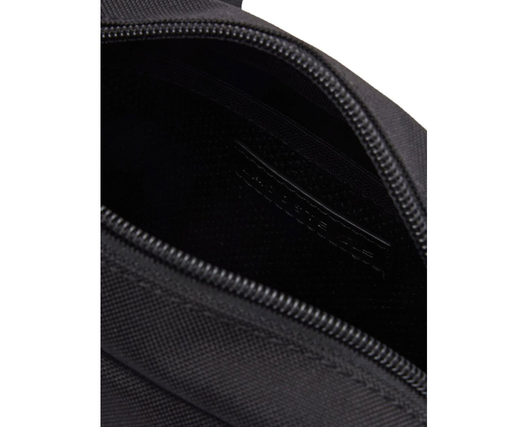 Сумка Lacoste Neocroc Shoulder NU4788NE-000