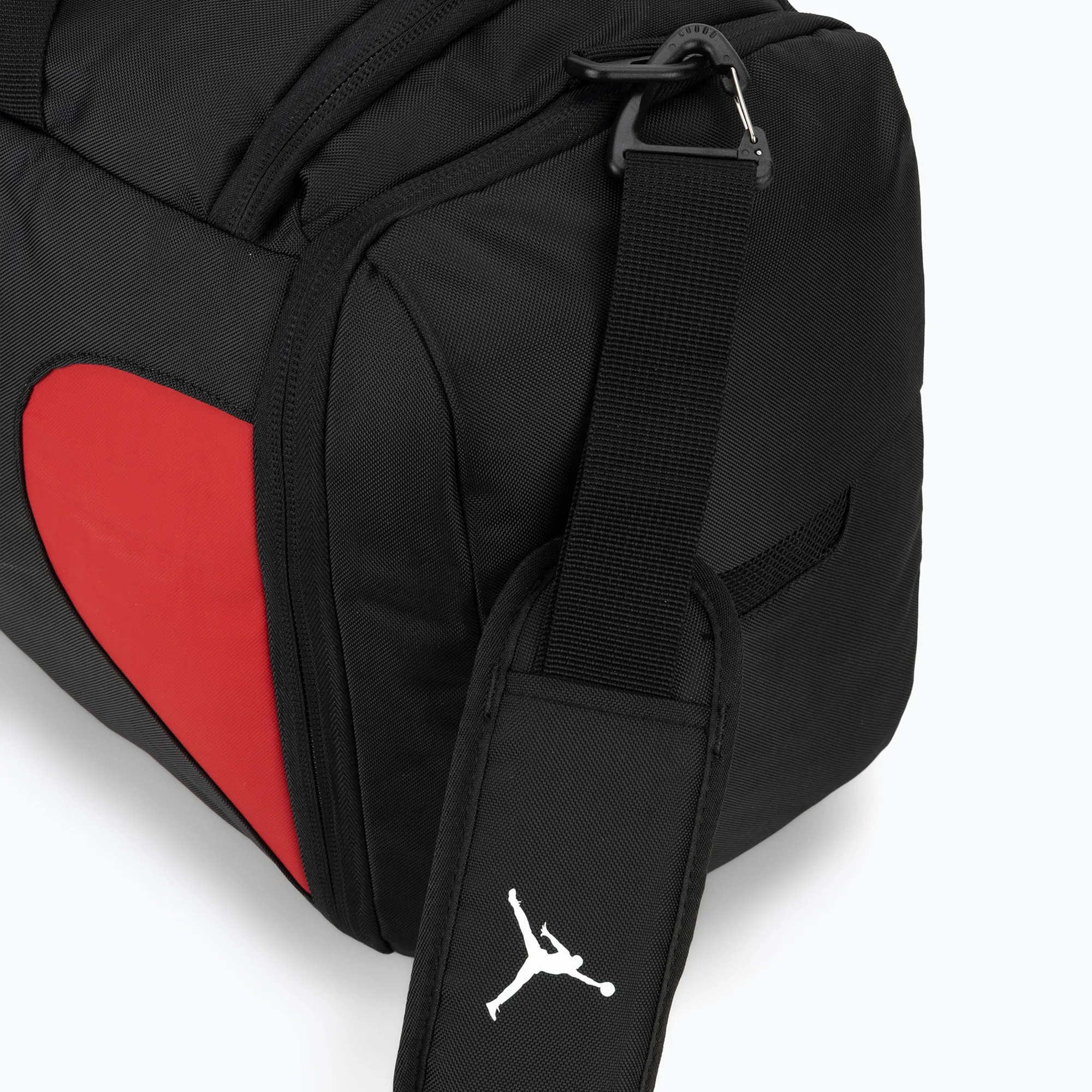 Сумка Nike Jam Element Duffle 46L чорний, червоний Чол 55 x 30 x 30 см LM9196-KR5