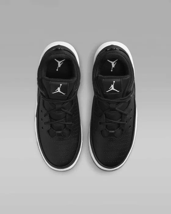 Кросівки дитячі Jordan Max Aura 5 Black Phantom (GS) (DZ4352-010) DZ4352-010