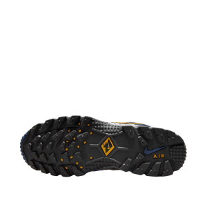 Кросівки Nike Air Humara Qs FJ7098-300