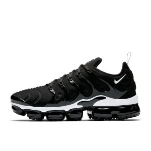 Кросівки Nike AIR VAPORMAX PLUS 924453-011