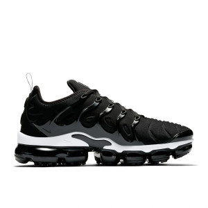 Кросівки Nike AIR VAPORMAX PLUS 924453-011