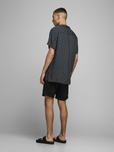 Шорти JJIBOWIE JJSHORTS SOLID SA STS 12165604 Black Jack&Jones L Чорний 12165604BLACK