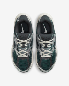 Кросівки Nike V5 RNR HQ7901-300