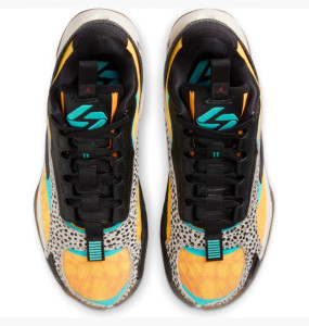 Кросівки FQ9045-800