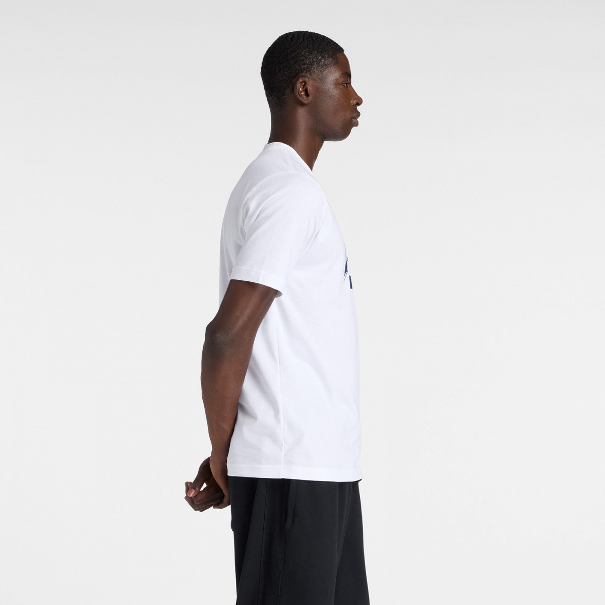 Футболка Break MT61L3FMWT New Balance M Білий MT61L3FMWT