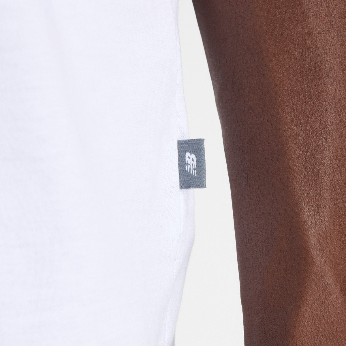 Футболка Break MT61L3FMWT New Balance M Білий MT61L3FMWT