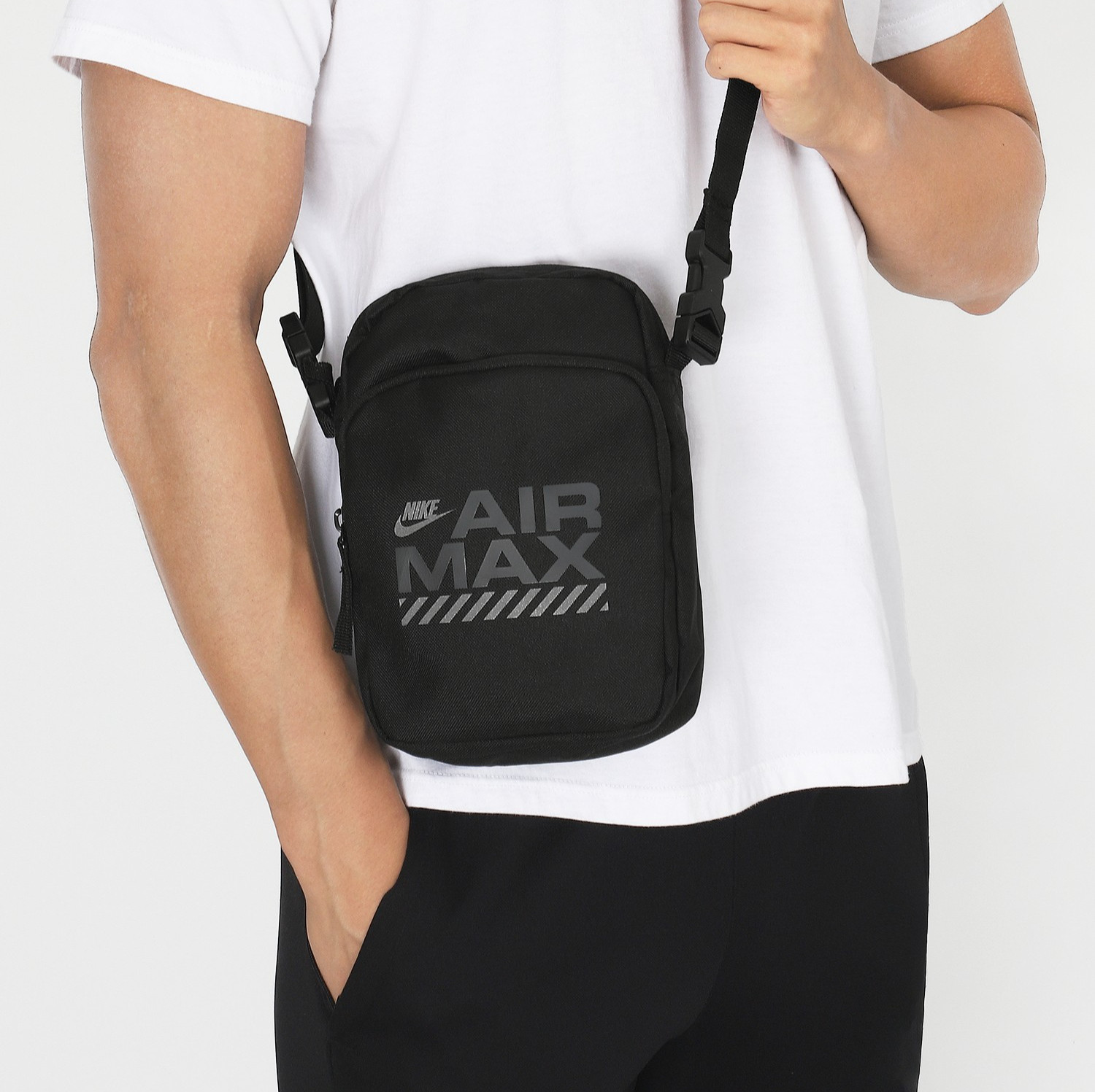 Сумка на плече Nike NK HERITGE CRSSBDY-AIRMAX FA24 HF6967-010