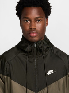 Вітровка DA0001-222 Nike DA0001-222