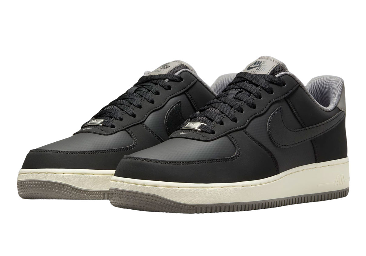 Кросівки AIR FORCE 1 07 LV8  Чол 7.5 FZ5225-001