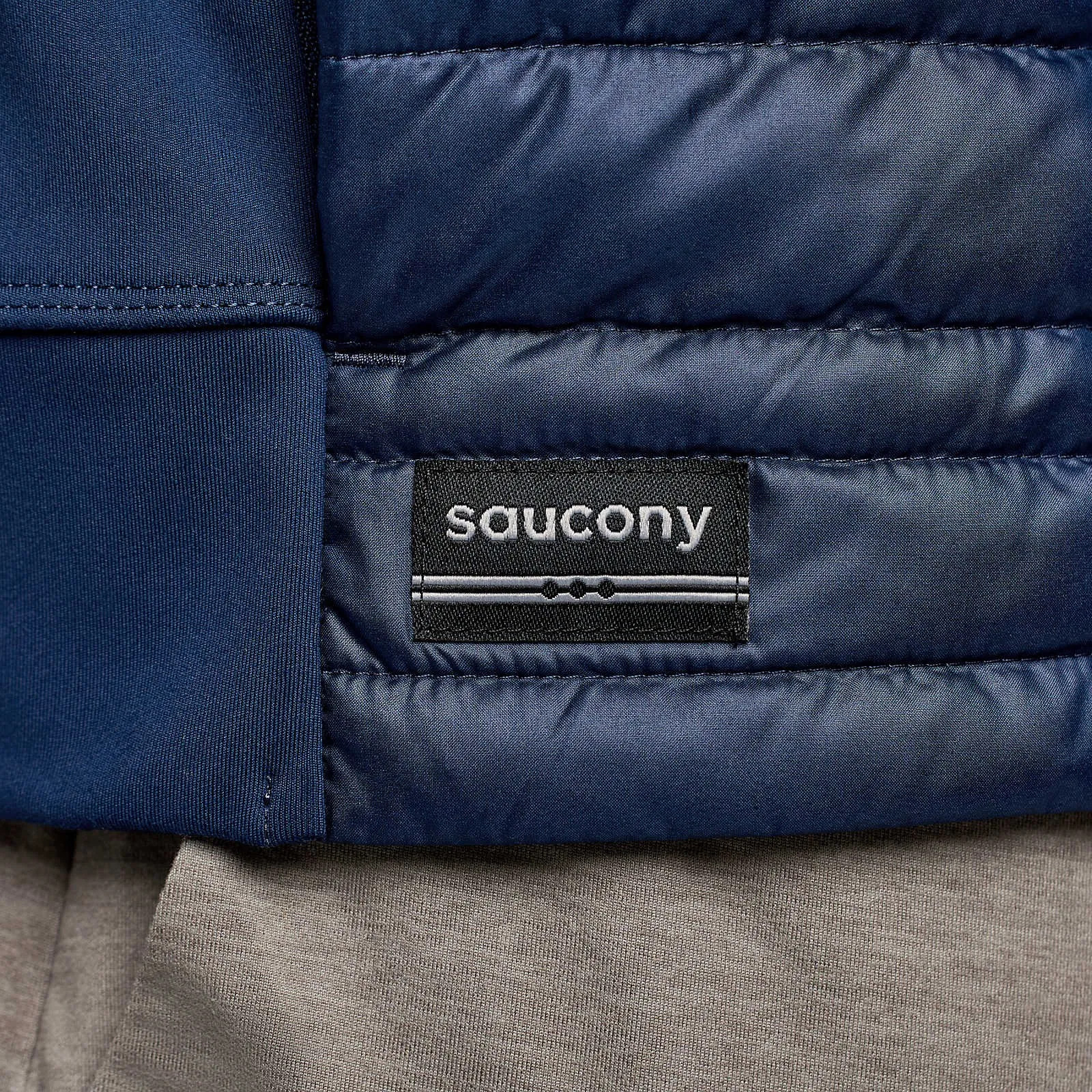 Жилетка Saucony HURRICANE INSULATED VEST SAM800402-NV