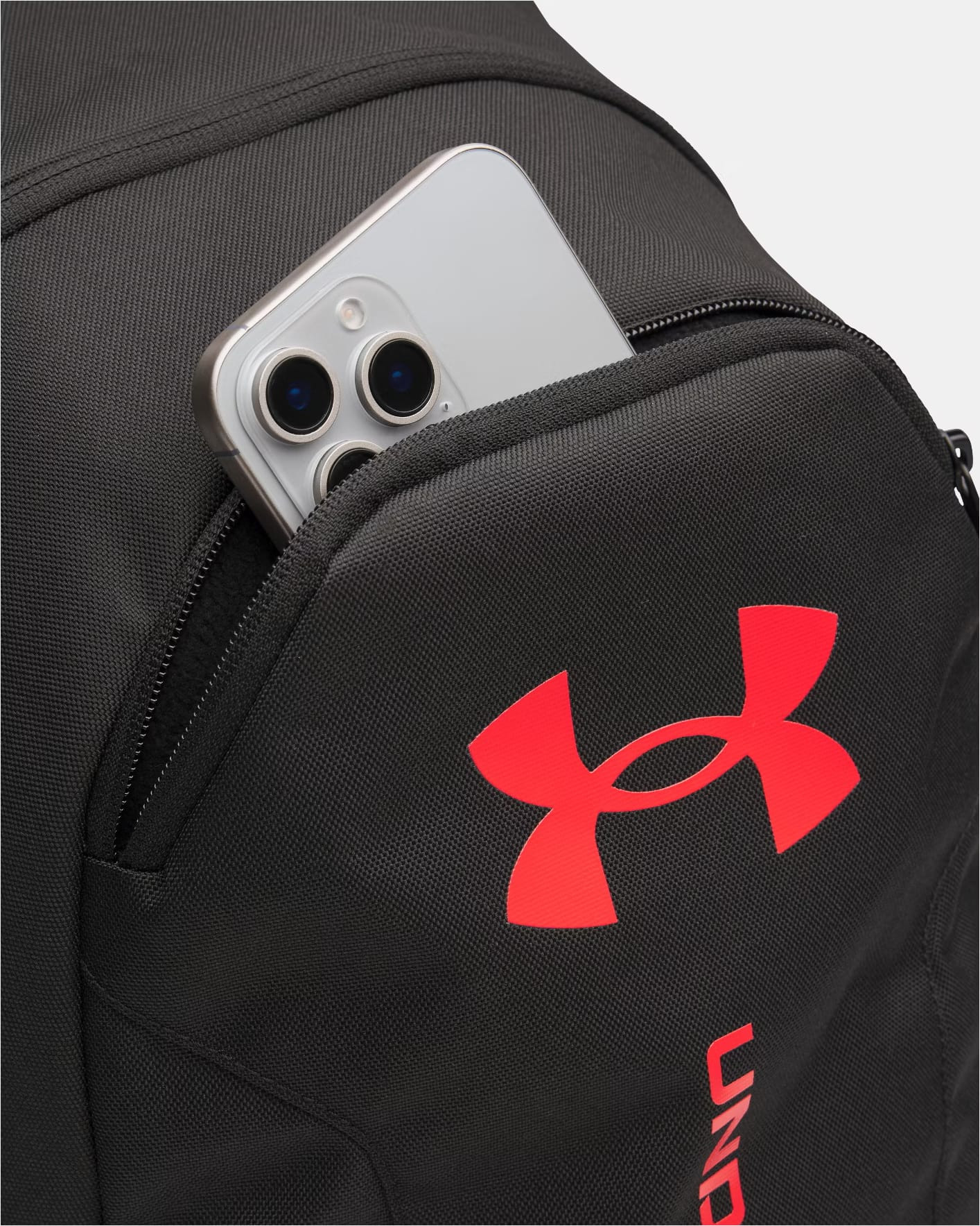 Рюкзак UA Hustle Lite Backpack 26,5L чорний 31 х 47 х 17 см (6000399-002) 6000399-002