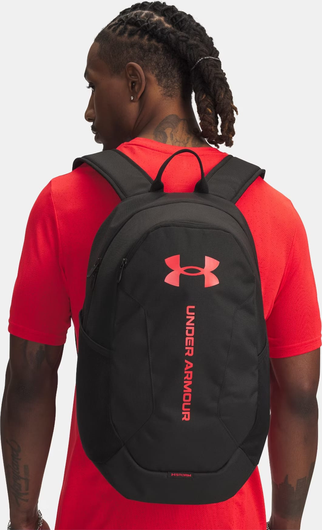 Рюкзак UA Hustle Lite Backpack 26,5L чорний 31 х 47 х 17 см (6000399-002) 6000399-002