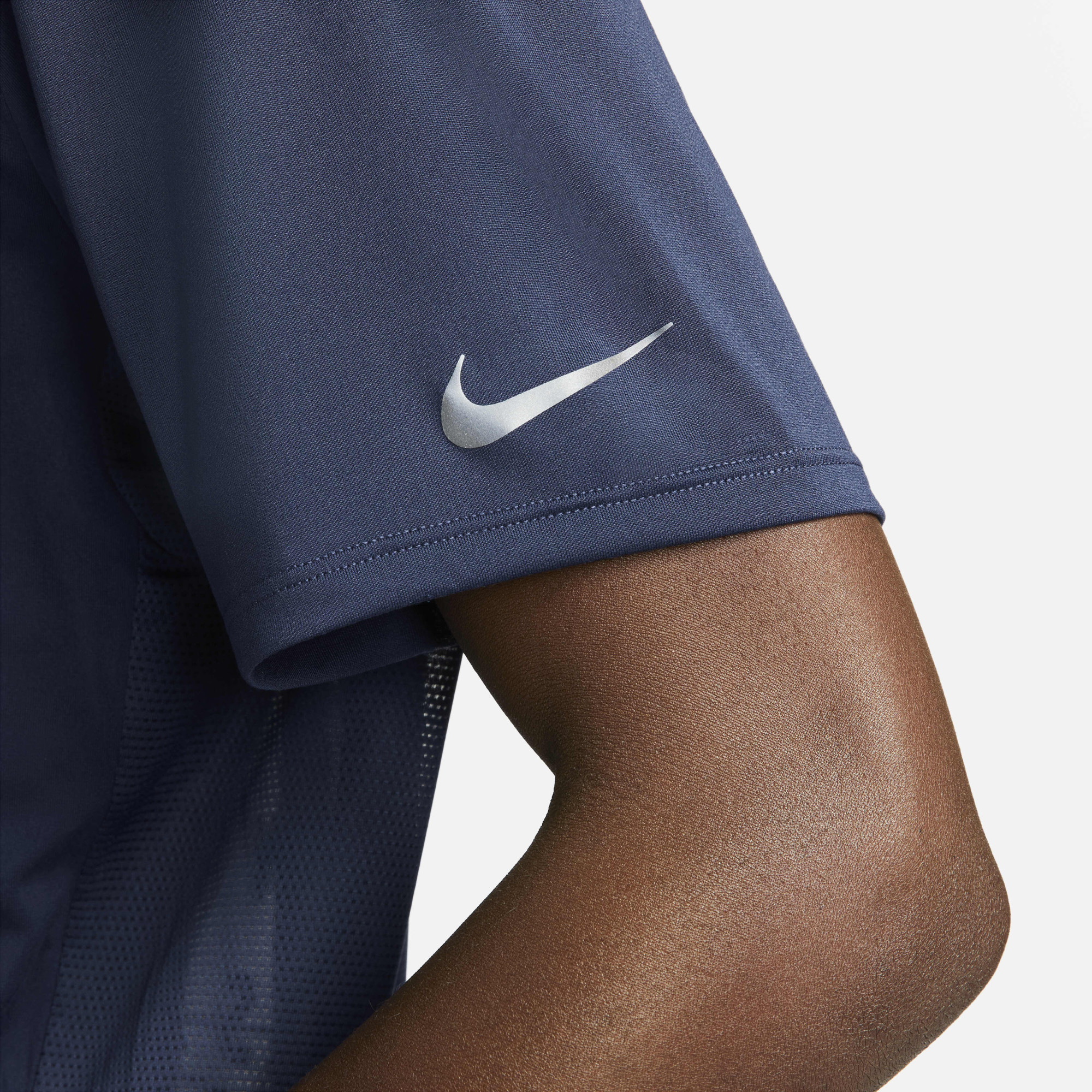 Футболка nike dri fit run division rise 365 DQ6545-410