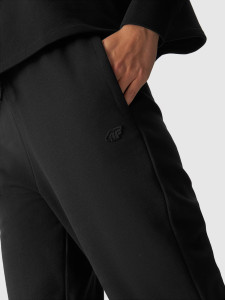 Штани спортивні Trousers Cas F0819 4FWAW24TTROF0819-20S 4F XS Чорний 4FWAW24TTROF0819-20S