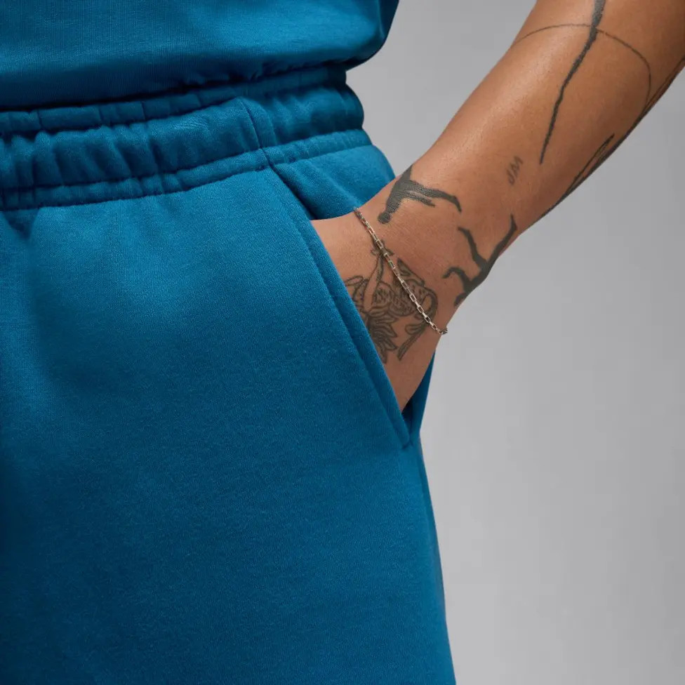 Шорти чоловічі Nike Air Essentials Fleece Blue FN4535-457