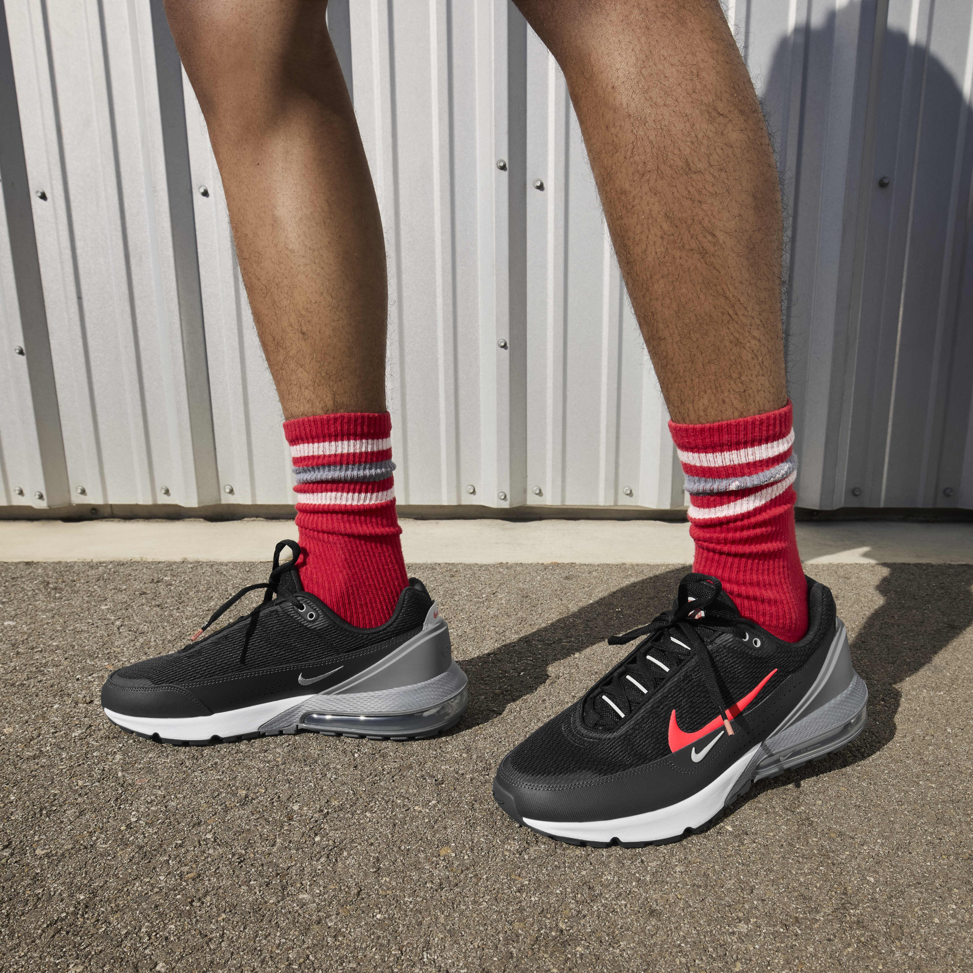 Кросівки чоловічі Nike Air Max Pulse Black FQ4156-001