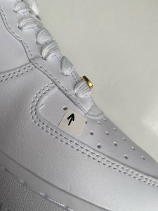 Кросівки Nike WMNS AIR FORCE 1 LX (Клас А) DZ2709-100-R