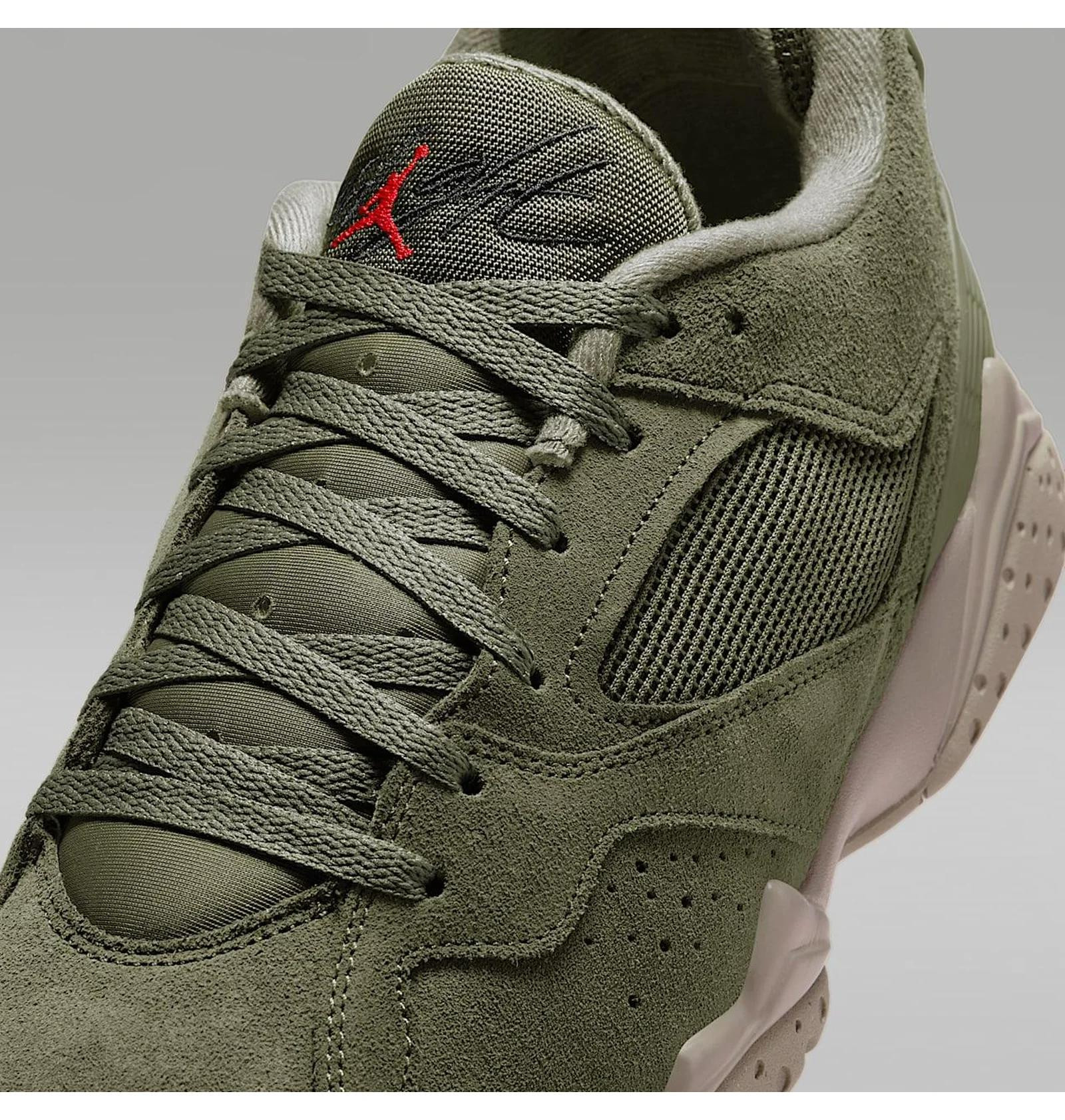 Кросівки чоловічі Jordan Mvp 92 Olive (HQ3950-201) HQ3950-201