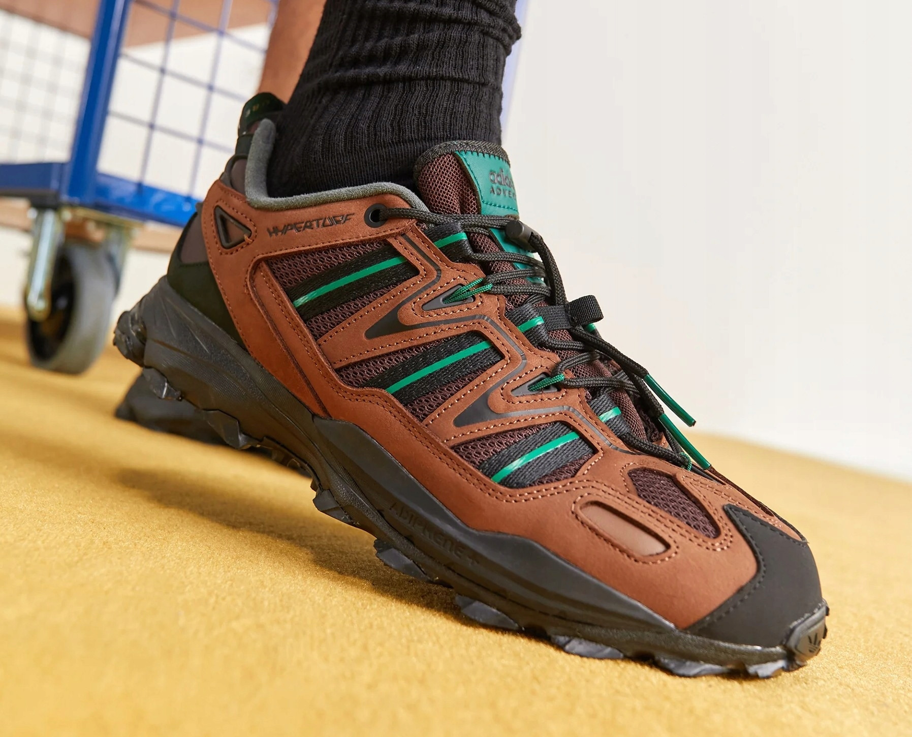 Кросівки чоловічі Adidas Originals Hyperturf Brown & Green IF0879