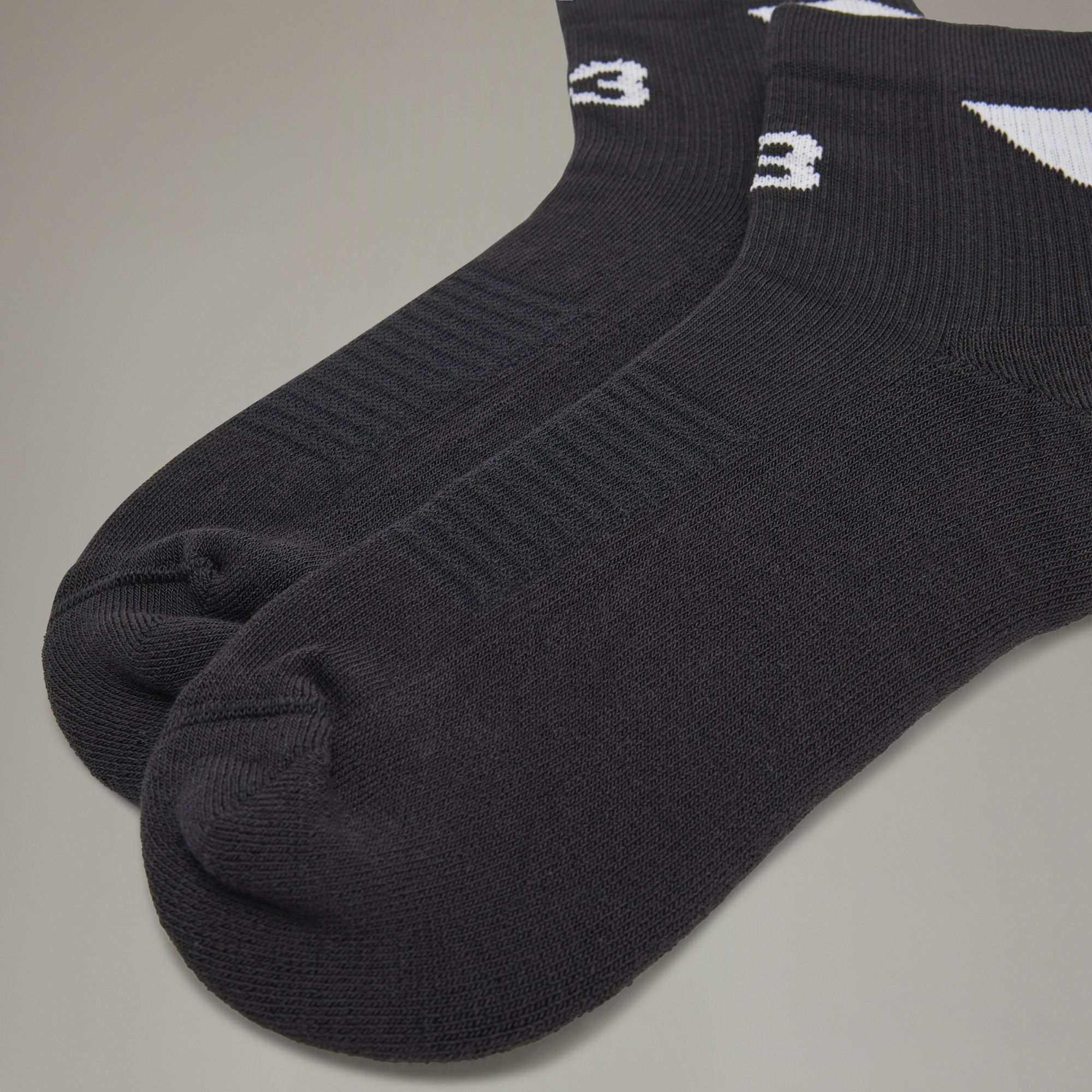 Шкарпетки Adidas Y-3 Lo Socks HZ4267