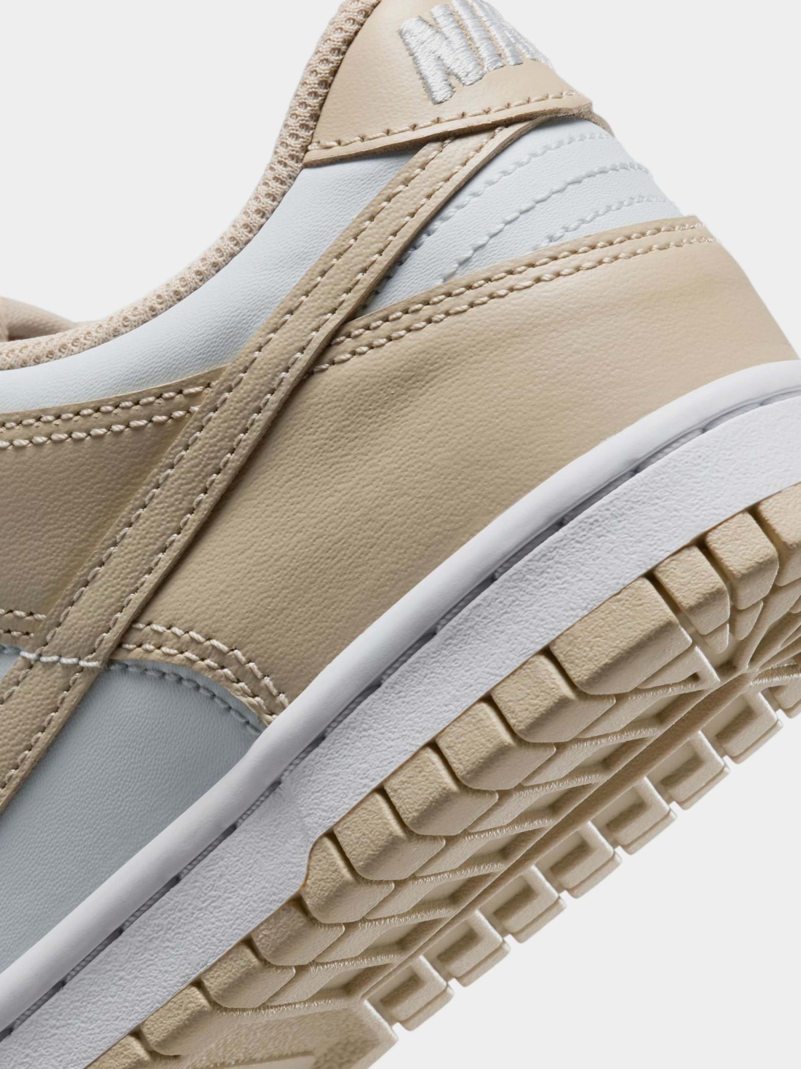 Кросівки Nike DUNK LOW (GS) FB9109-200