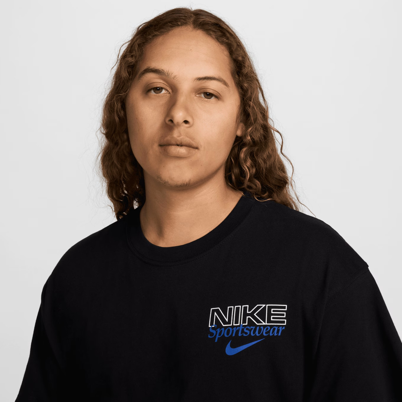 Футболка Nike Graphic Back Print T-Shirt In White Original HQ1200-010