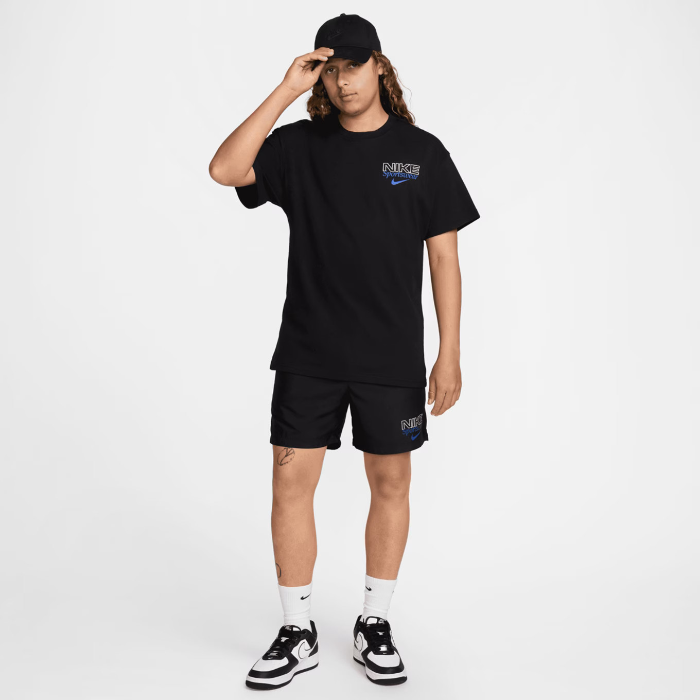 Футболка Nike Graphic Back Print T-Shirt In White Original HQ1200-010