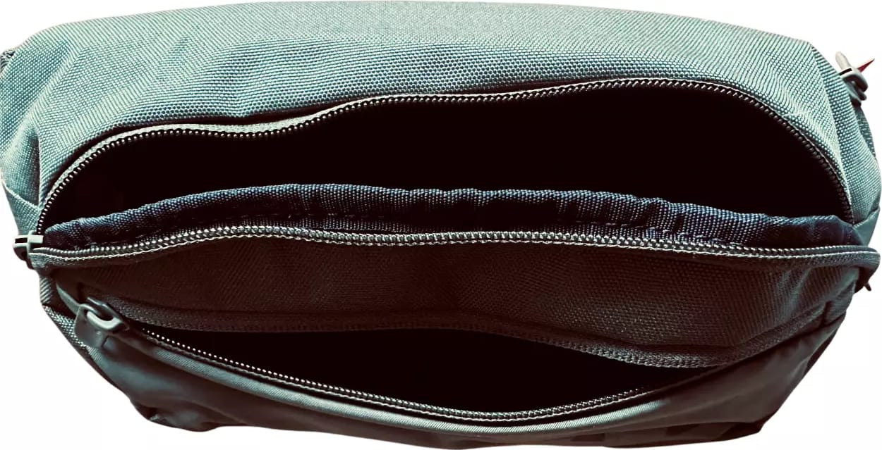Сумка на пояс UA Flex Waist Bag 3,5L зелений Уні 12 x 15 x 31 см 1364190-390