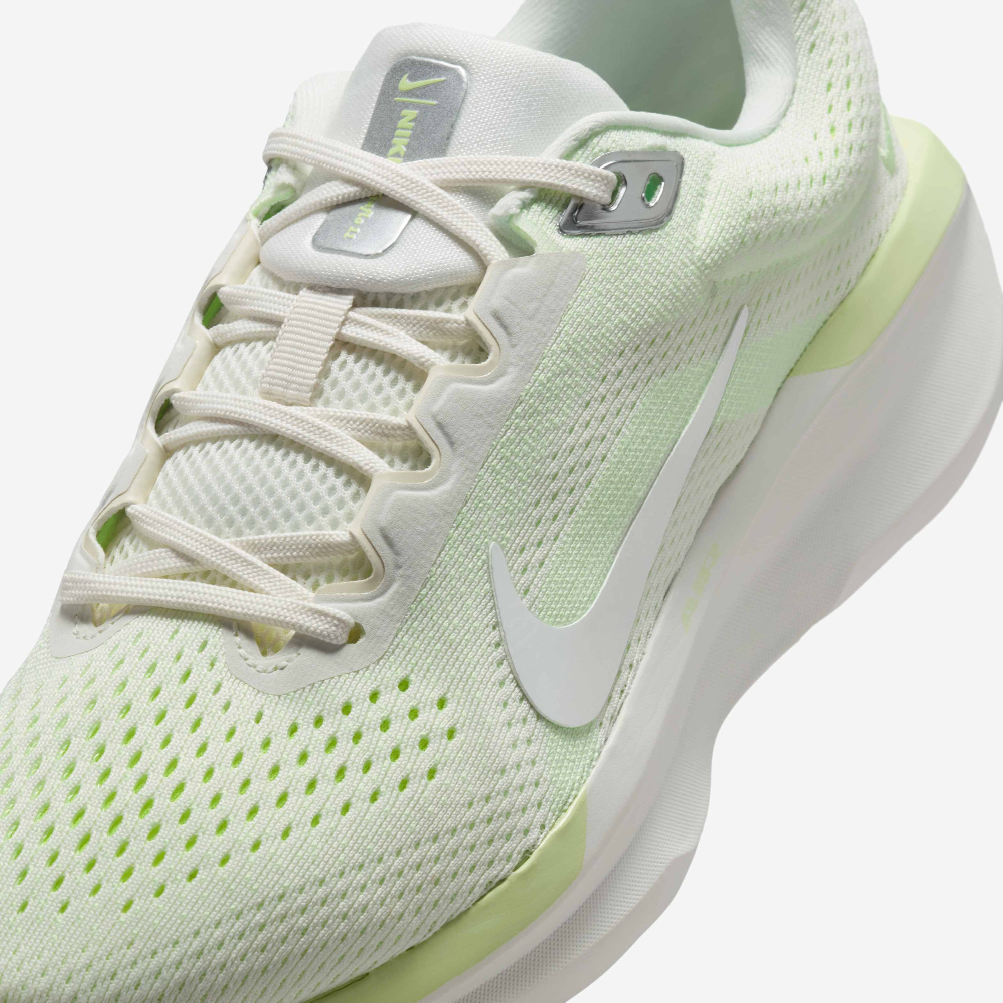 Кросівки Nike WMNS AIR WINFLO 11 FJ9510-108