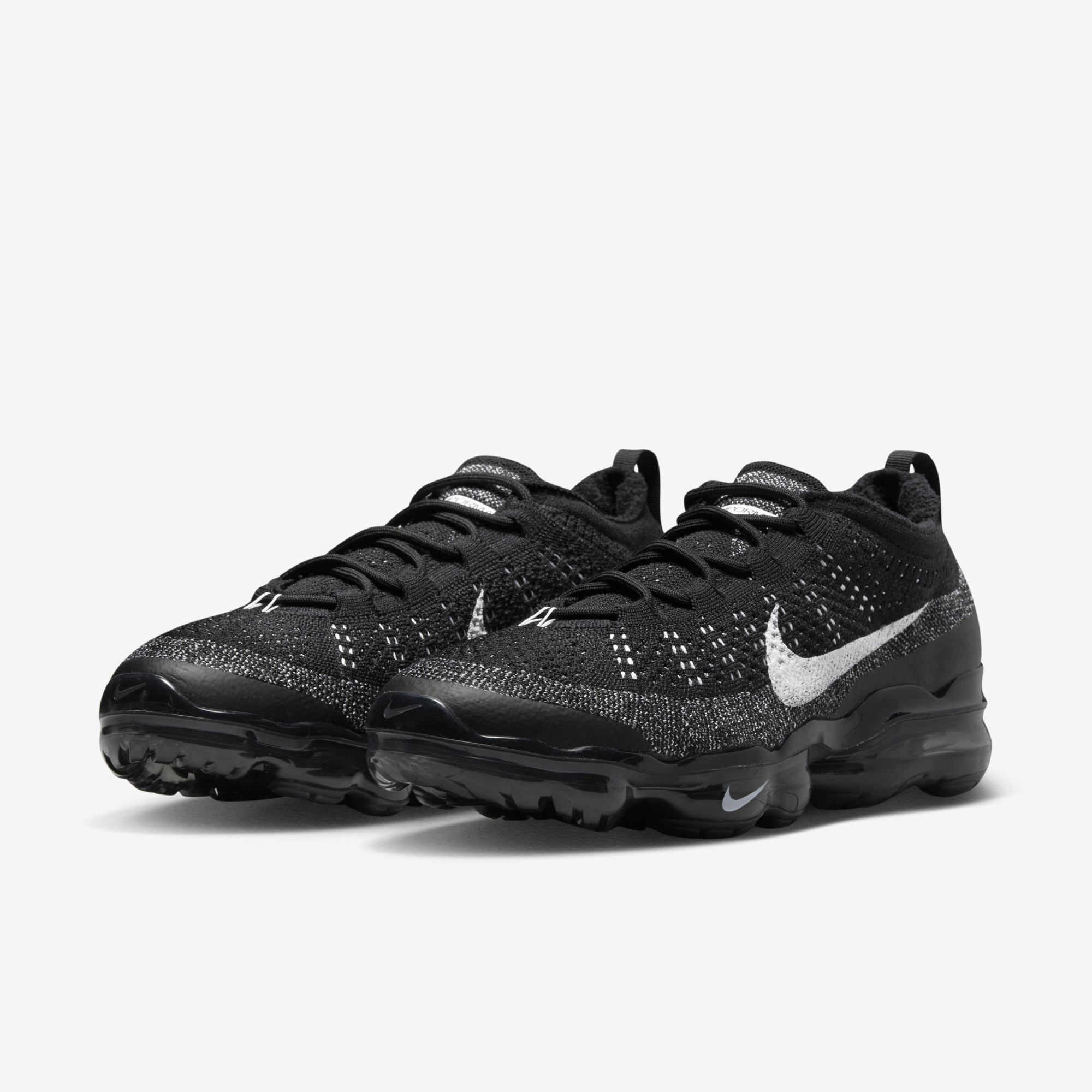 Кросівки Nike AIR VAPORMAX 2023 FK DV1678-001