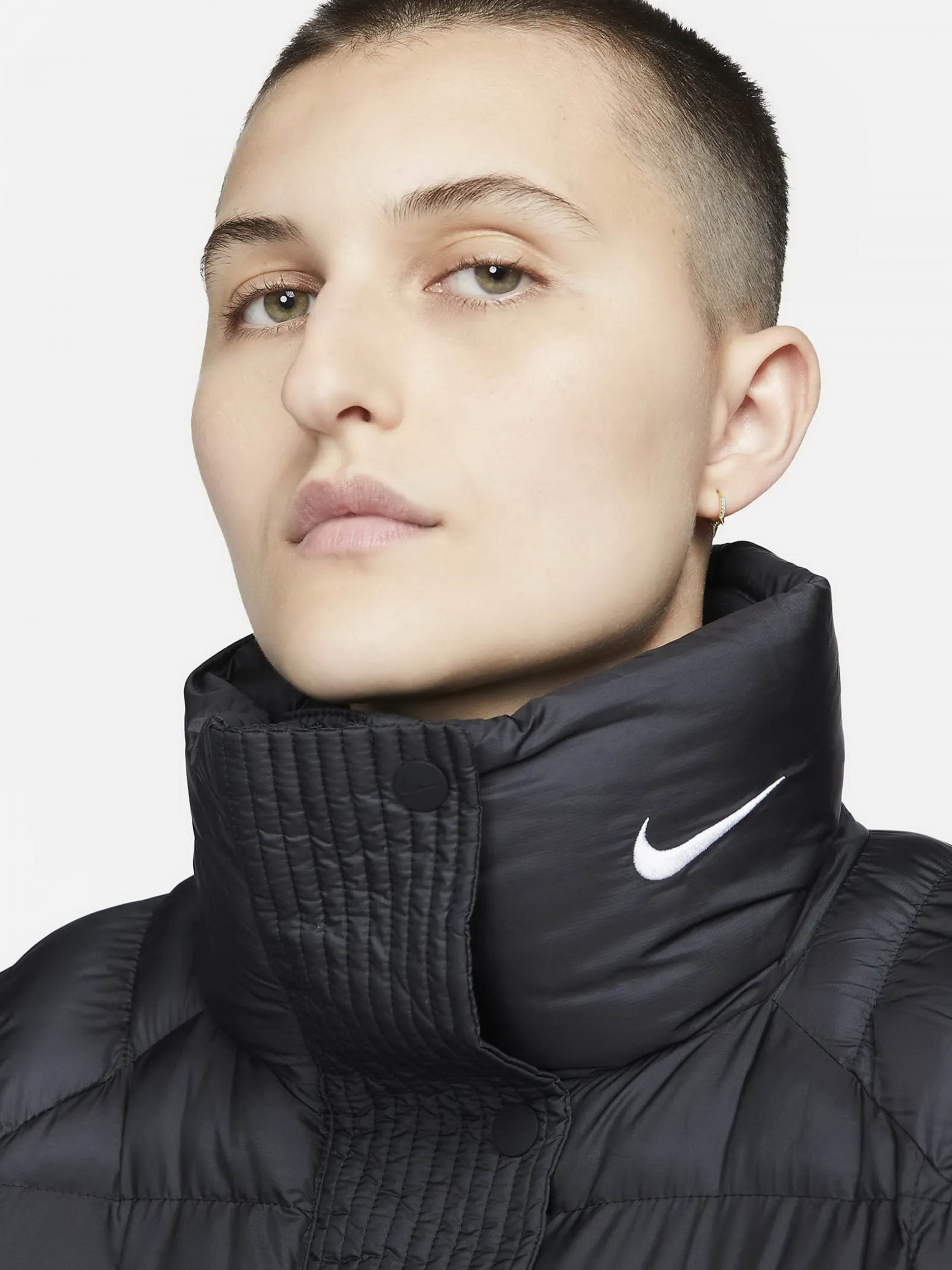 Парка жіноча Nike Sportswear Essential Black FB7670-010