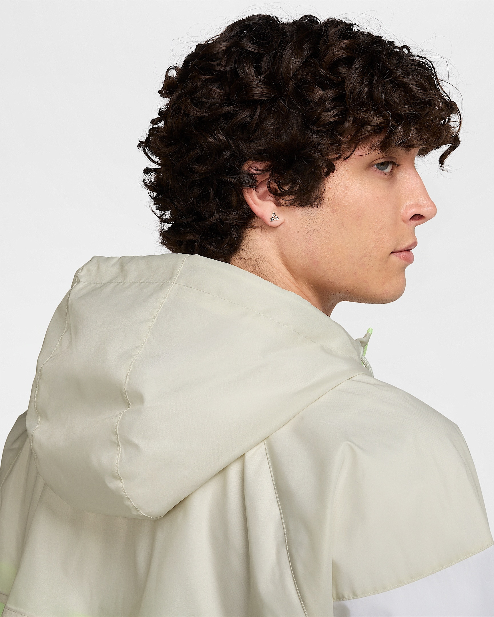 Вітровка чоловіча Nike Nsw Heritage Windrunner Multi DA0001-701