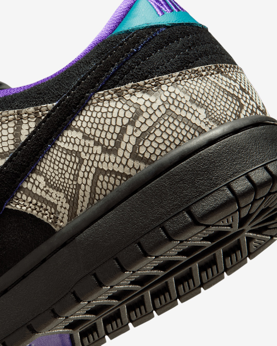 Кросівки Nike SB x Dashawn Jordan Dunk Low Black Bright Spruce IB6208-200