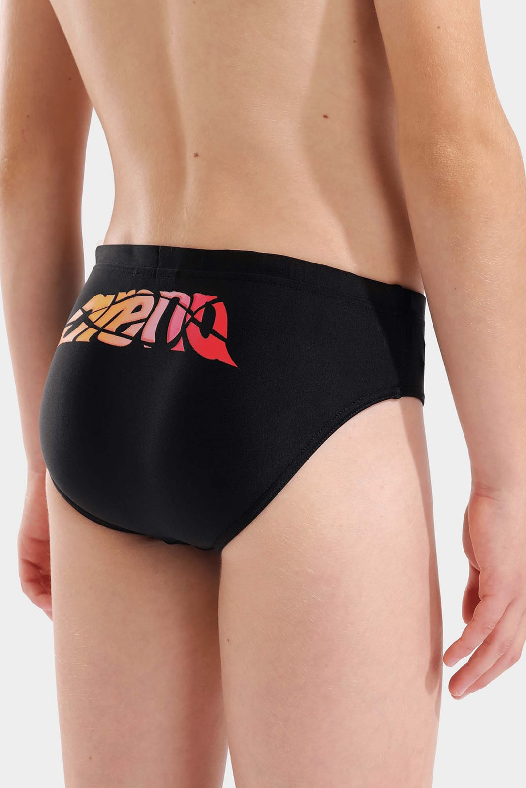 Плавки для хлопчиків Arena LETTERING SWIM BRIEFS чорний 152 см (010865-500) 010865-500