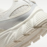 Кросівки Nike W V5 RNR IQ0276-030