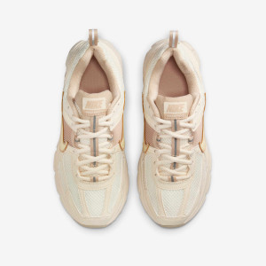 Кросівки Nike VOMERO 5 (GS) HF6998-106