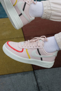 Кросівки Nike WMNS AIR FORCE 1 '07 LX CK6572-600