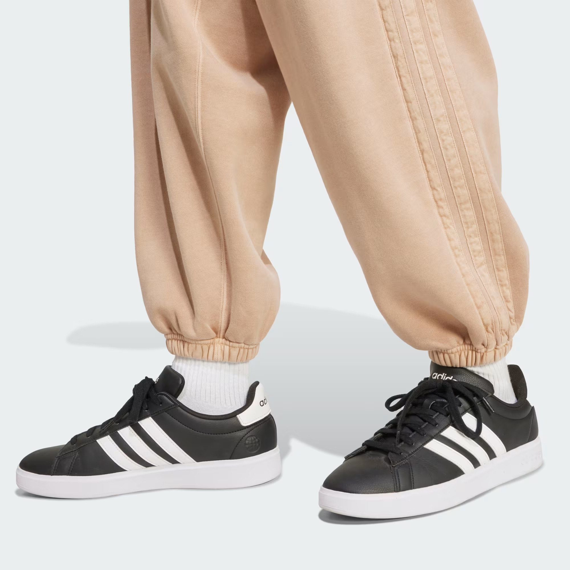 Костюм спортивний Adidas SZN Sportwear JL6537/JL6532