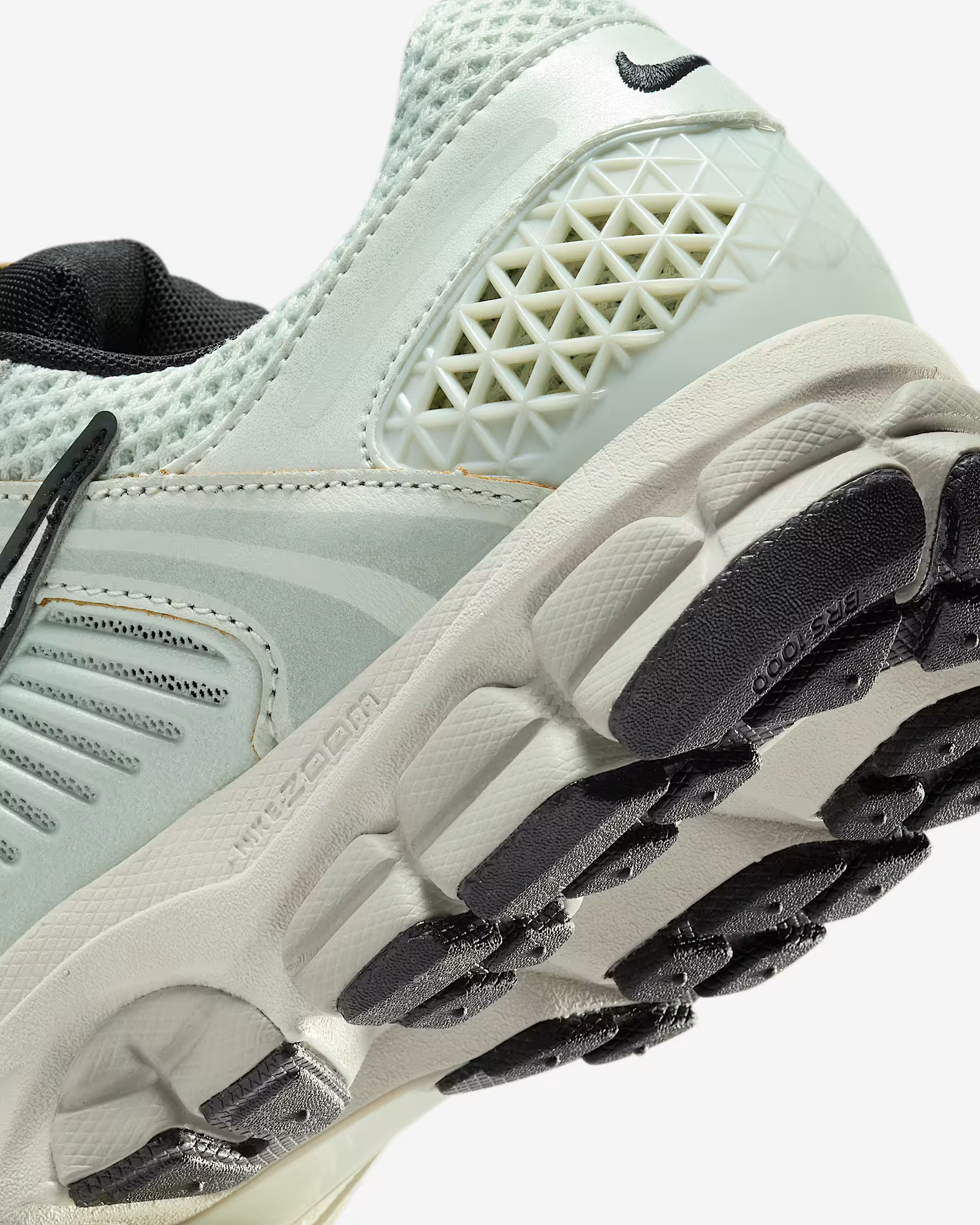 Кросівки Nike Zoom Vomero 5 Turquoise FN6742-001