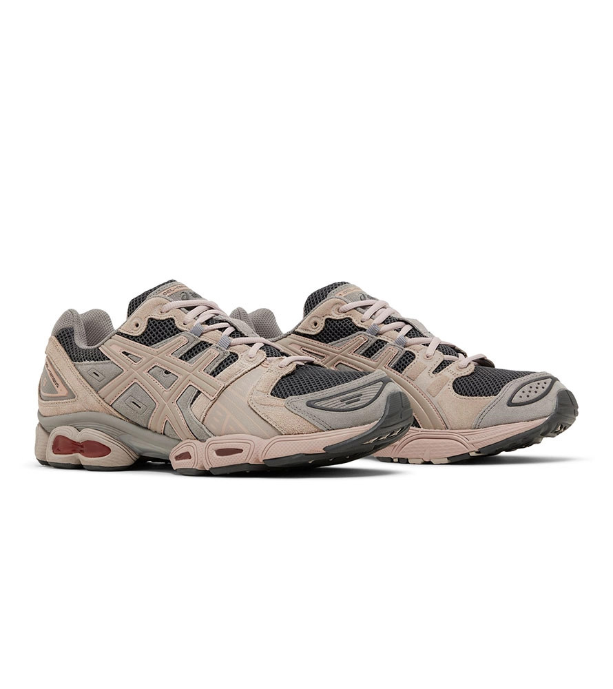 Кросівки Asics Gel-Nimbus 9 1201A584-021