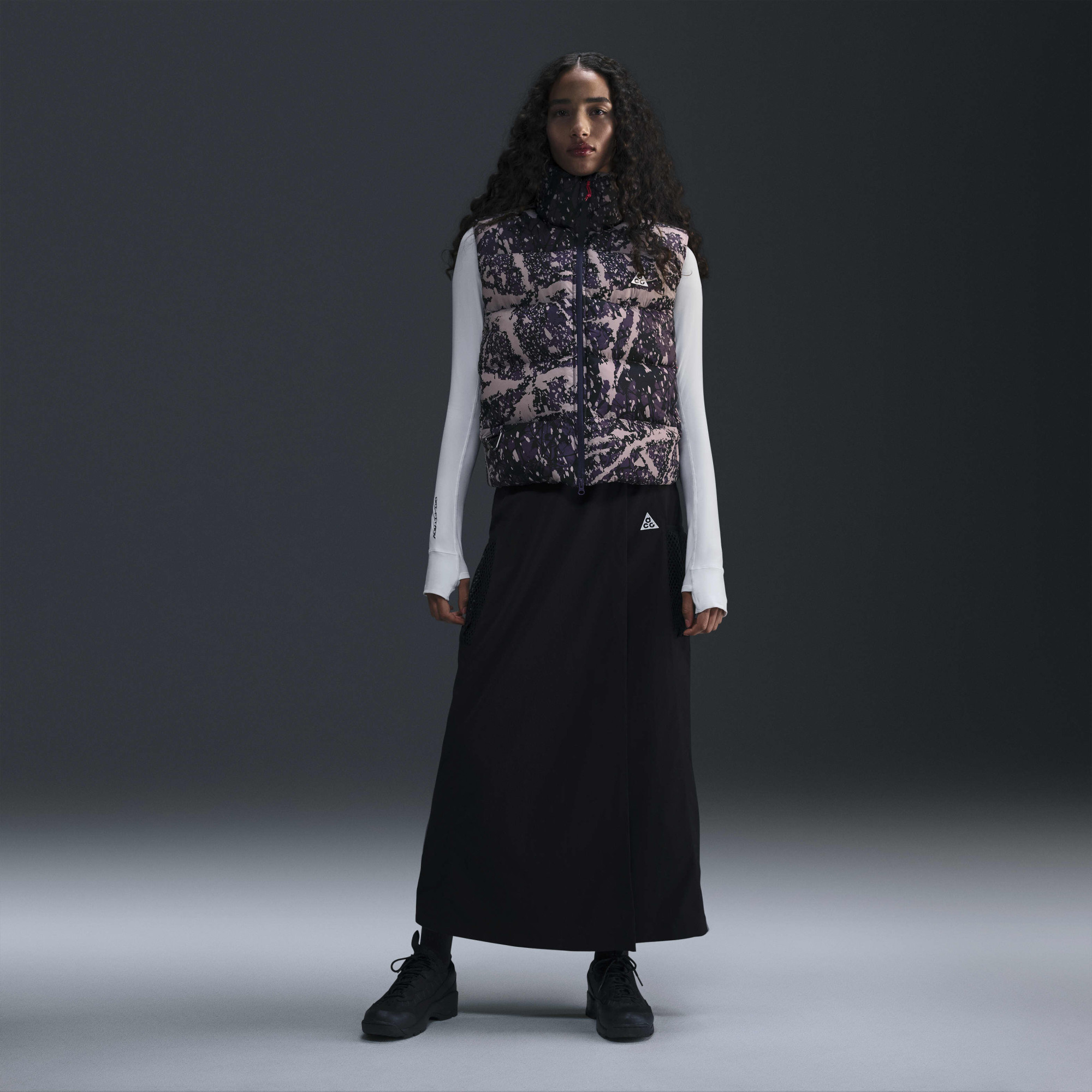 Жилетка W Nike ACG Therma-Fit ADV Lunar Lake Puffer Vest Purple FV7331-573