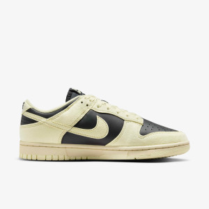 Кросівки жіночі Nike Dunk Low Beige/Black HJ7673-005